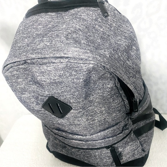 Adidas Classic 3S Backpack, Onix/Black, One Size School , Everyday, Etc,. - Picture 4 of 16